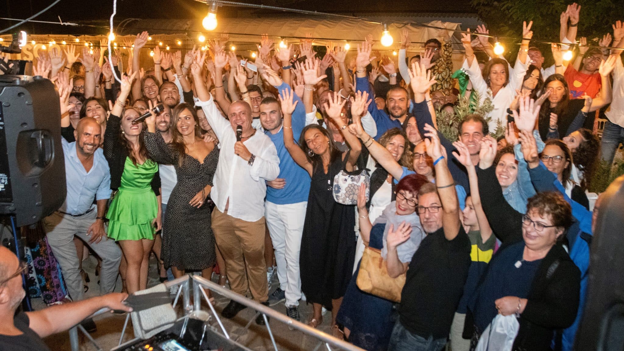 La pizzata del Pippo Pelo Show a Palinuro le foto KissKiss.it