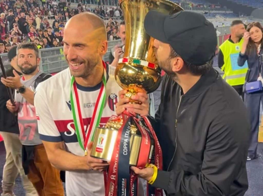 Cesare Cremonini dedica la vittoria del Bologna al padre: “Da lui al cimitero la sera prima”