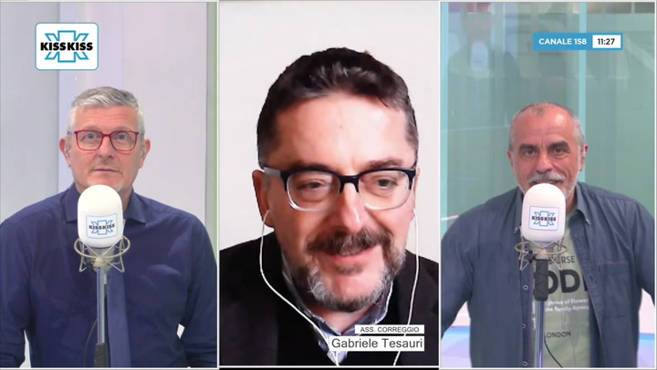 Saluti da Kiss Kiss - Gabriele Tesauri assessore di Correggio (RE)