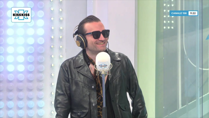 Tropico in Good Morning Kiss Kiss