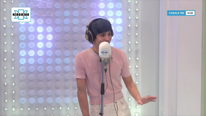 Alex Wyse in Dedikiss