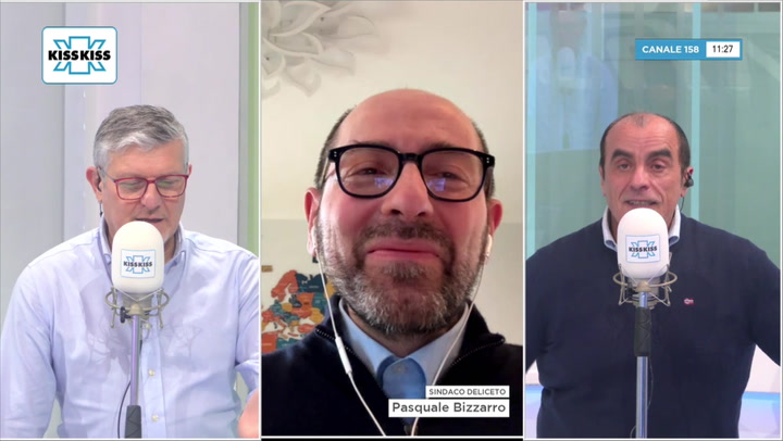 Saluti da Kiss Kiss - Pasquale Bizzarro Sindaco di Deliceto (FG)