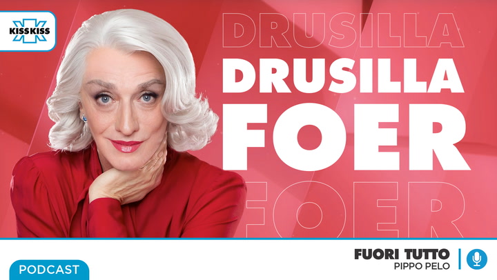 Drusilla Foer in Fuori Tutto (AUDIO)
