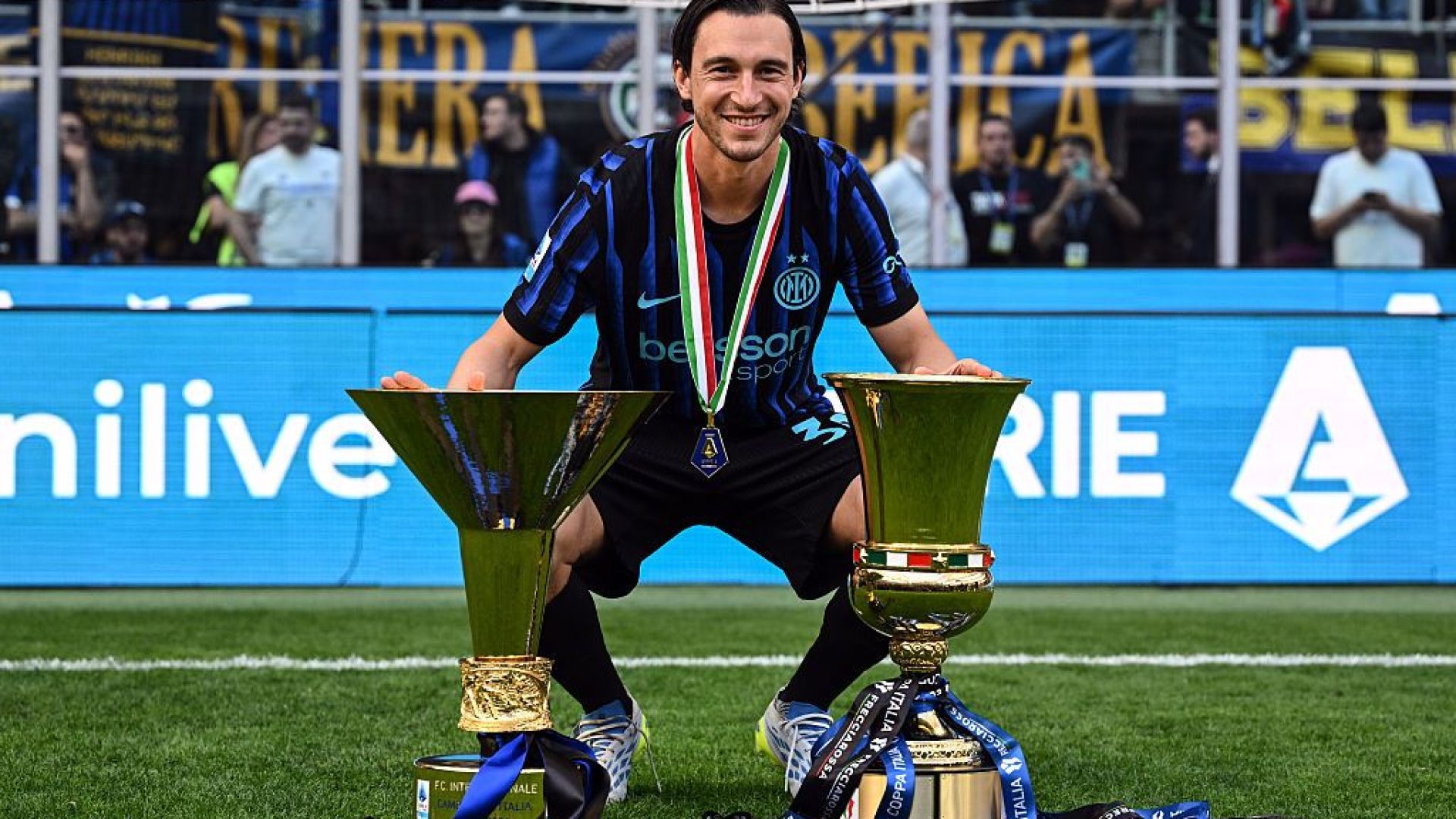 Darmian-8.jpg