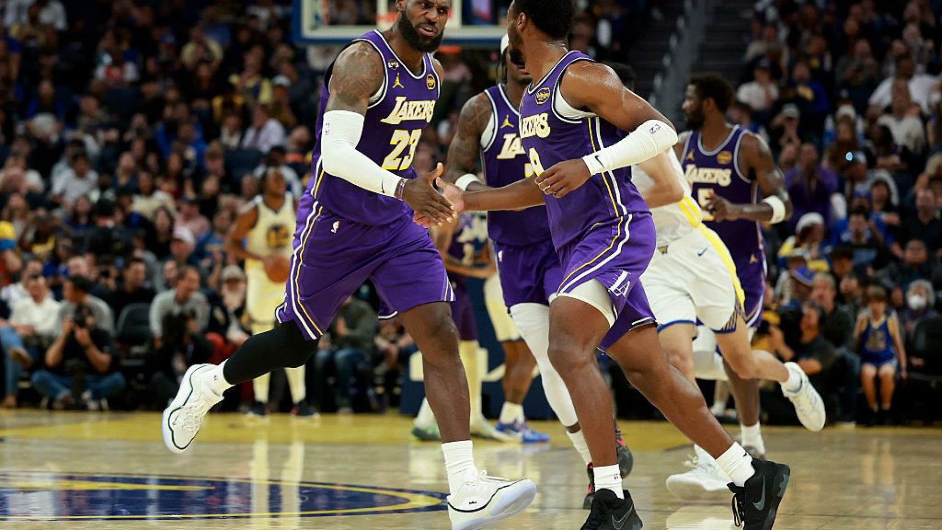 Lebron-bonny.jpg