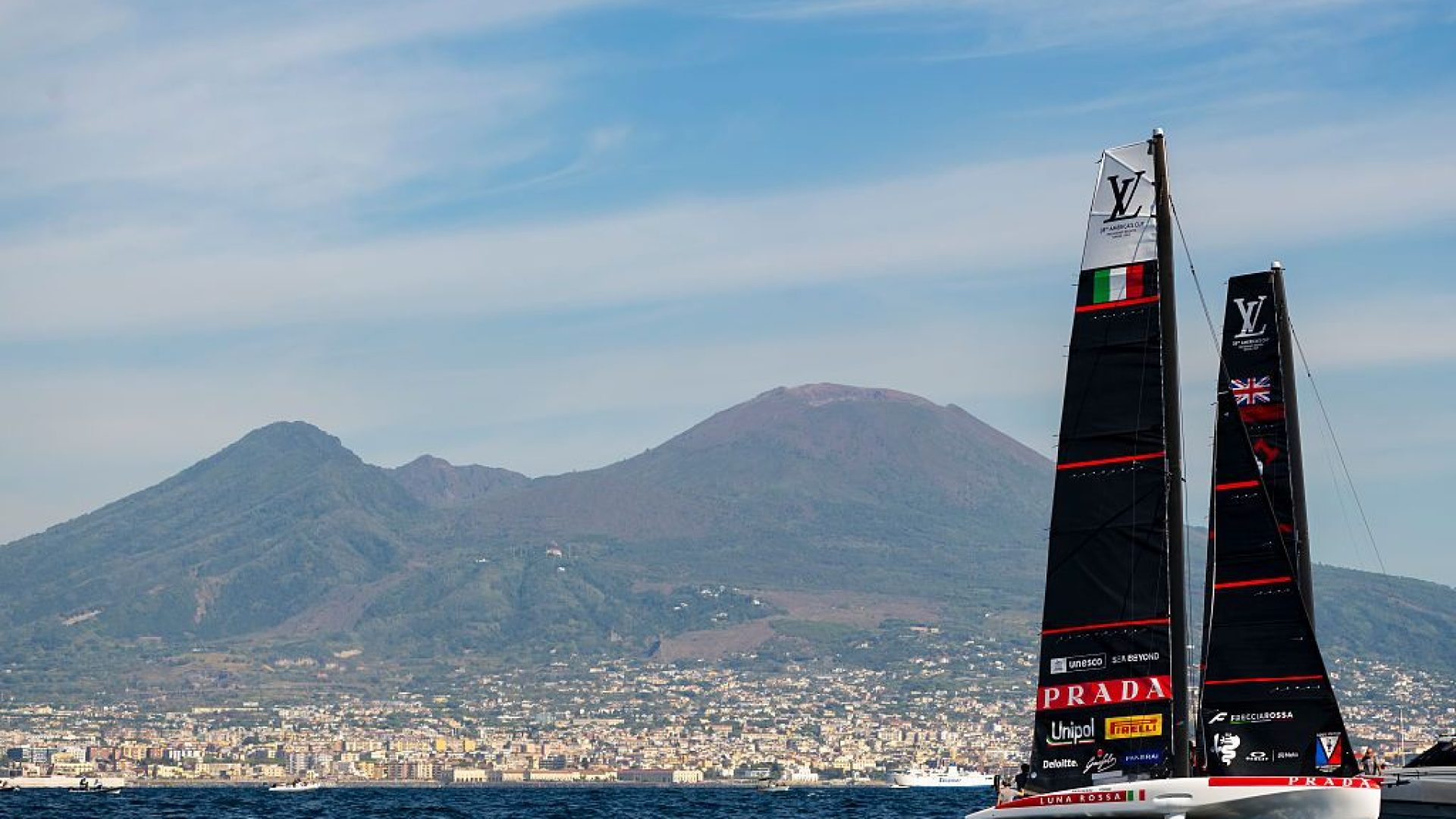 Luna-rossa-111.jpg