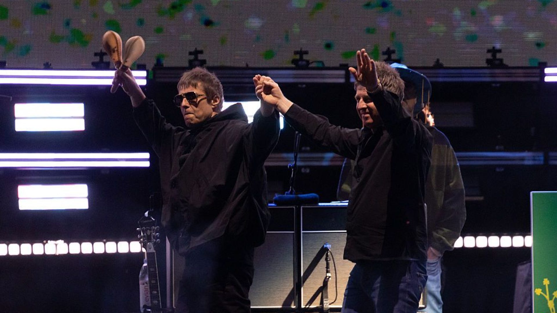 Oasis-89.jpg