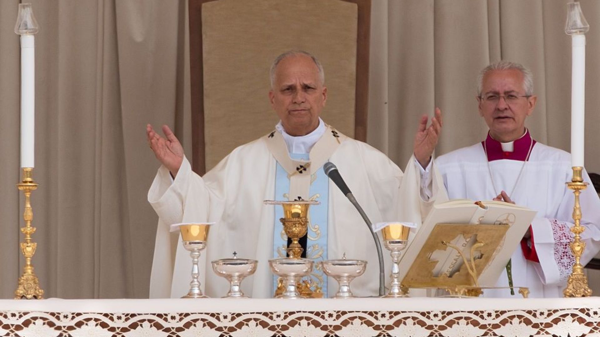 Papa-leone-Getty.jpg