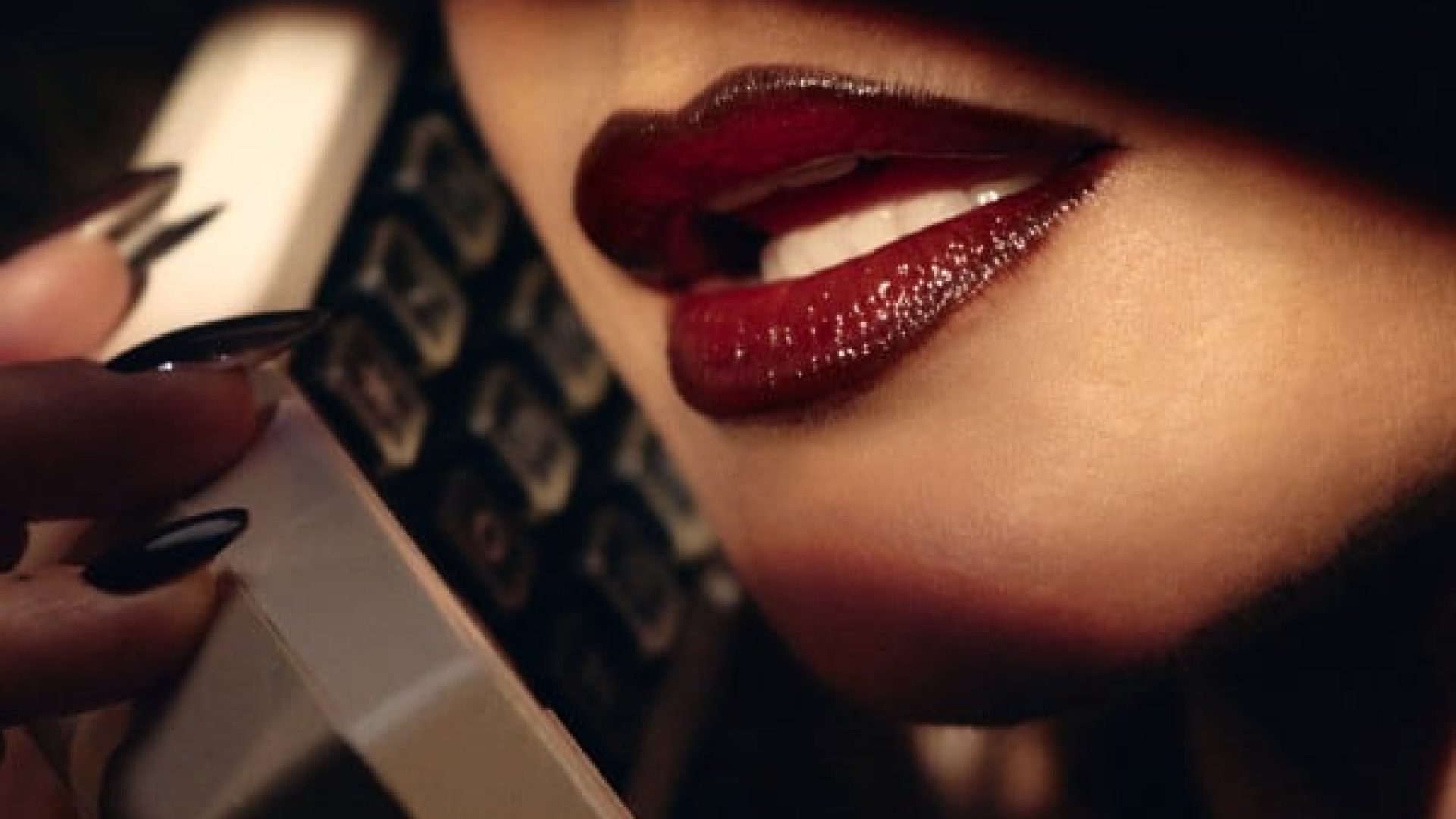 alessandraamoroso_si mette male_-542-1-600x600