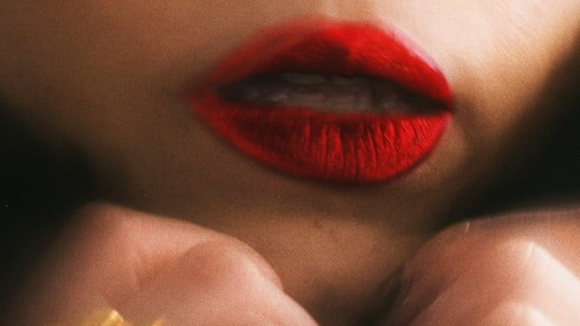 emma- femme-fatale-official-cover-600x600